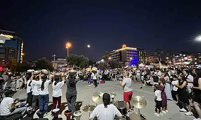 Eğitim, öğretim ve şov bir arada