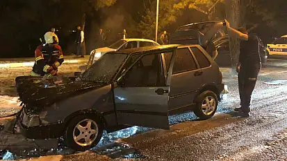 Ayvalık'ta araç yangını korkuttu