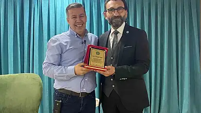 Başarılı girişimci, öğrencilerle buluştu