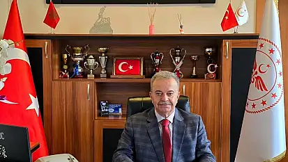 Eski Devlet hastanesi hizmet binası yıkılıyor