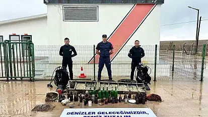 Sahil Güvenlik ekiplerinden Çevre Günü'ne özel deniz temizliği