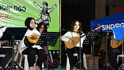 Sındırgı'da 'Hayat Boyu Öğrenme Haftası' sergisi açıldı