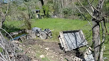 Balıkesir'de traktör devrildi, 1 kişi yaralandı