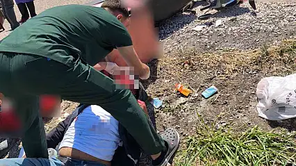 Gönen'de motosiklet kazası: 2 kişi yaralandı