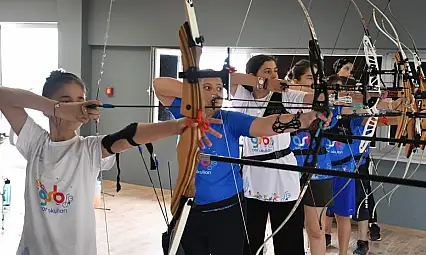 Balıkesir'de yaz spor okulları başladı