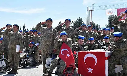 Özel gençler vatani görevlerini yerine getirdi