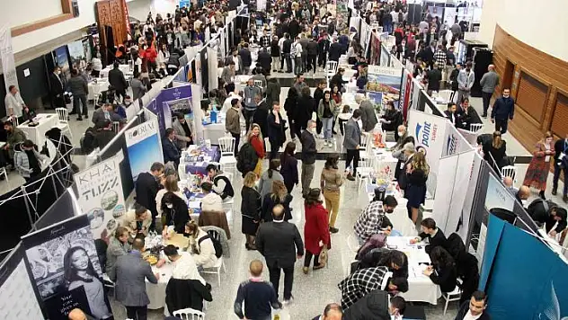 1 yıl aradan sonra turizmde öğrenci-sektör buluşması