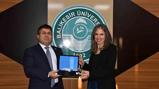ABD İstanbul Başkonsolosundan Rektör Oğurlu'ya ziyaret