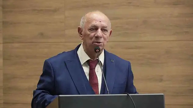 Ahmet Arabacı, Kütahya Kent Konseyi Başkanı seçildi