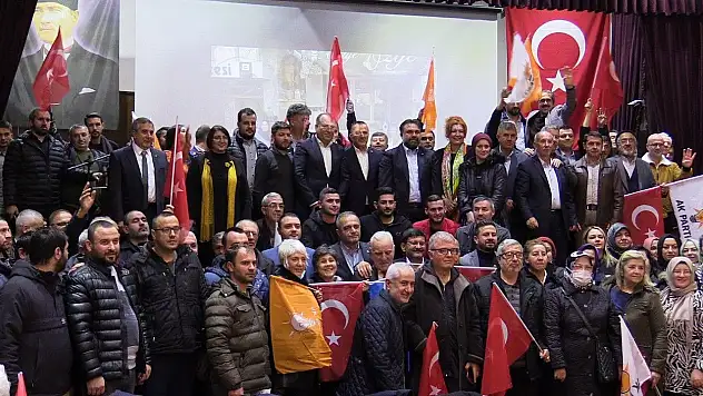 AK Parti Balıkesir İl Başkanı Dt Ekrem Başaran, Bandırma'da
