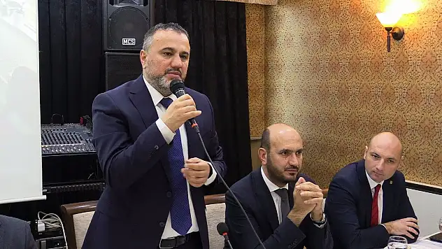 AK Parti Bandırma İlçe Başkanı Doğan: 'AK belediyecilikle şehrimizi buluşturma hedefimiz ile yeni Türkiye yolunda ilerlemeye devam ediyoruz'