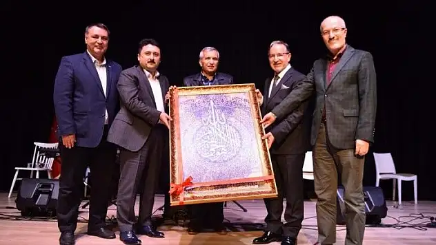 Altıeylül'de Mevlid-i Nebi gecesi