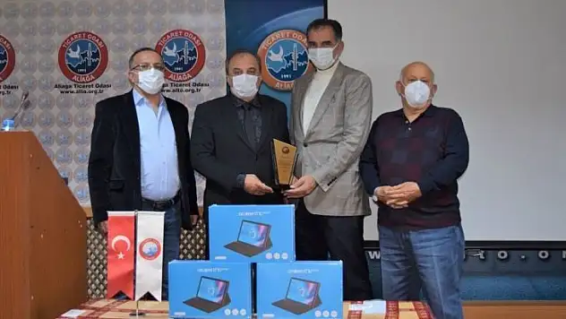 ALTO'dan Aliağalı öğrencilere tablet desteği
