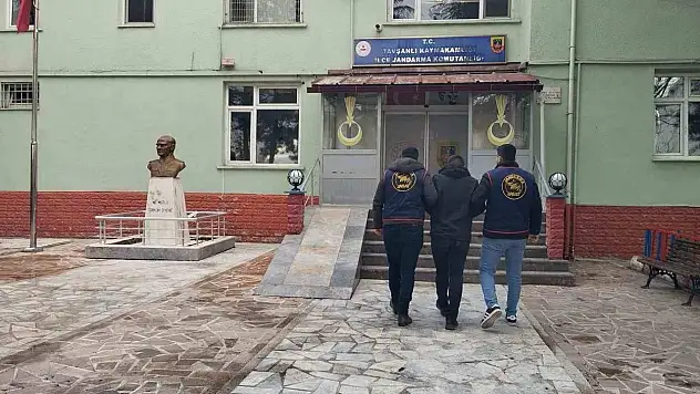 Aranan şahıslar Kütahya JASAT'tan kaçamadı