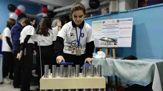 Atık PVC borulardan müzik aleti yaptılar