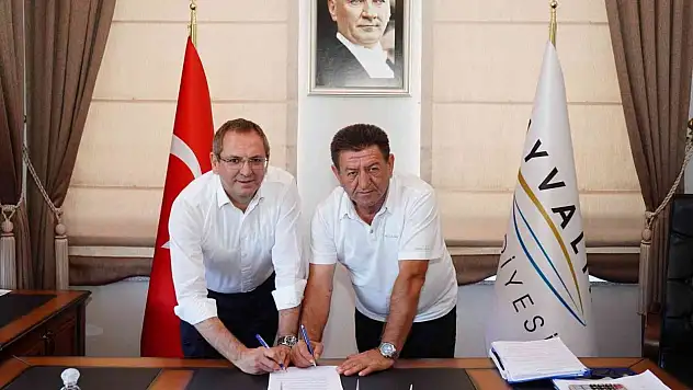 Ayvalık Belediyesi'nden kadrolu işçilere ek protokol