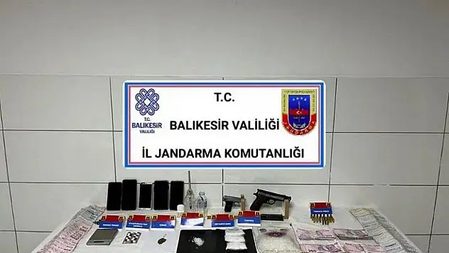 Ayvalık'ta jandarmadan uyuşturucu imalatı ve satışı yapanlara darbe