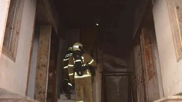 Ayvalık'ta korkutan yangın