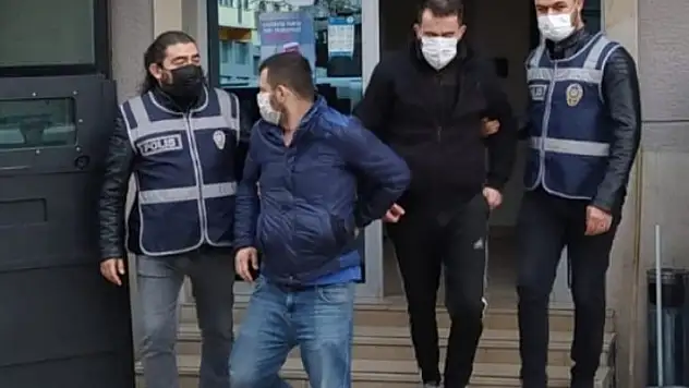 Bağ evini soyan hırsızlar tutuklandı