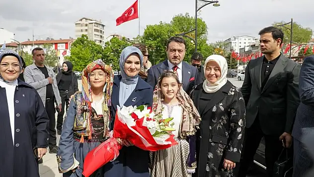 Bakan Göktaş, Kütahya'da temaslarda bulundu