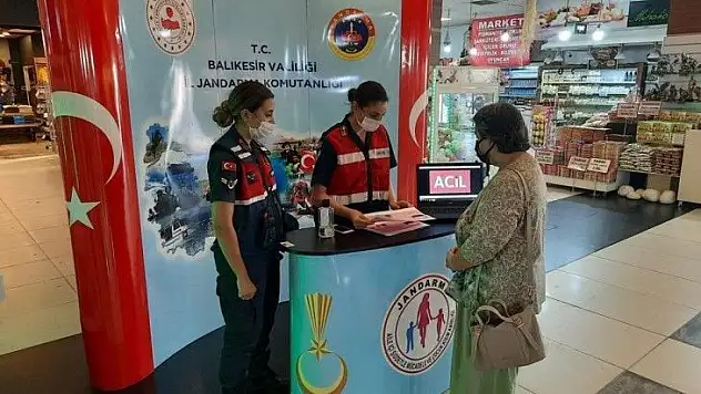 Balıkesir'de jandarma ekiplerinden 277 kadına KADES uygulaması