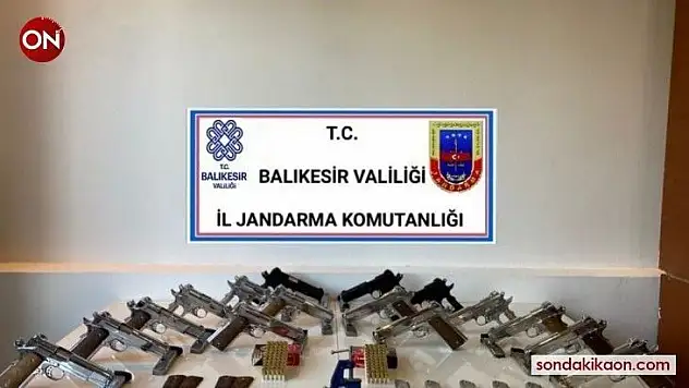 Balıkesir'de jandarmadan silah tacirine baskın