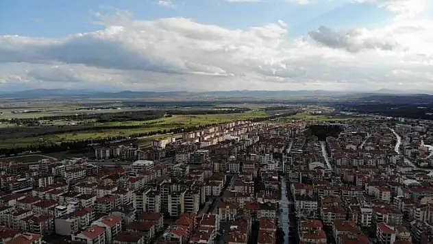 Balıkesir'de kara bulutlar şehri esir aldı