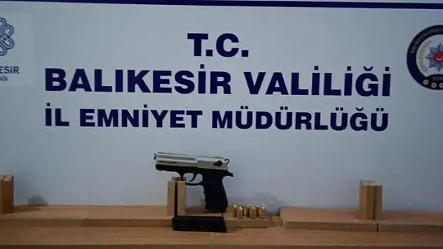 Balıkesir'de polis ve jandarmadan asayiş ve uyuşturucu operasyonu