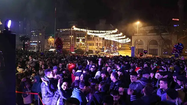 Bandırma 2023'e merhaba dedi