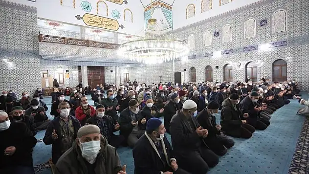 Başkan Işık: 'Maneviyatın huzurunu vatandaşlarımızla paylaşıyoruz'
