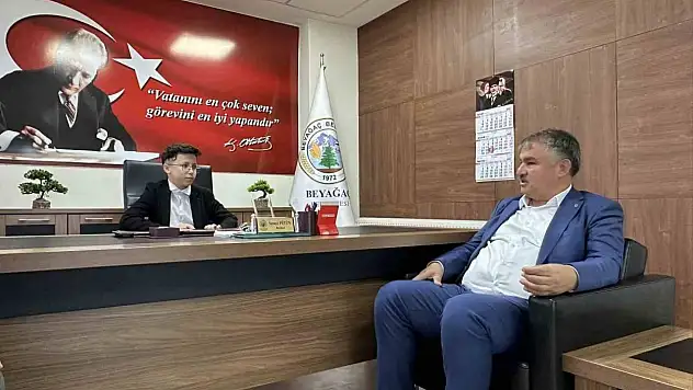 Başkan Pütün makamını 6. sınıf öğrencisine devretti