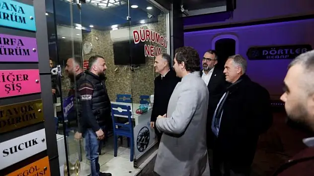 Başkan Taban, yeni yıla mesaideki kamu personeli ve esnafla girdi