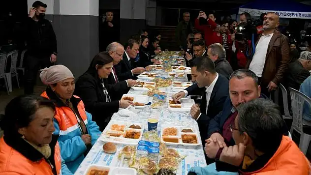Başkanlar çalışanlarıyla iftar yemeğinde buluştu