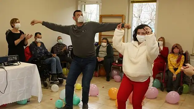 Bizim Ev'de yeni yıl coşkusu