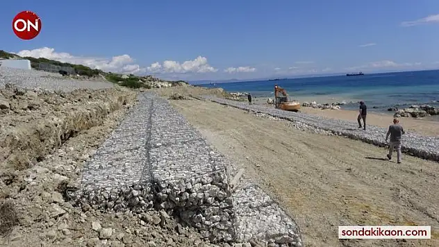 Bozcaada'da alıkonulan gazeteci o anları İHA'ya anlattı