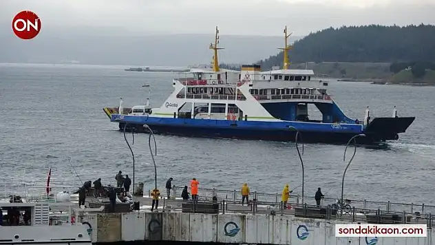 Bozcaada'ya feribot seferleri yapılamıyor