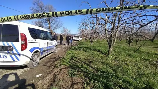 Bursa'da silahla vurulduktan sonra yol kenarına atılan erkek cesedi bulundu