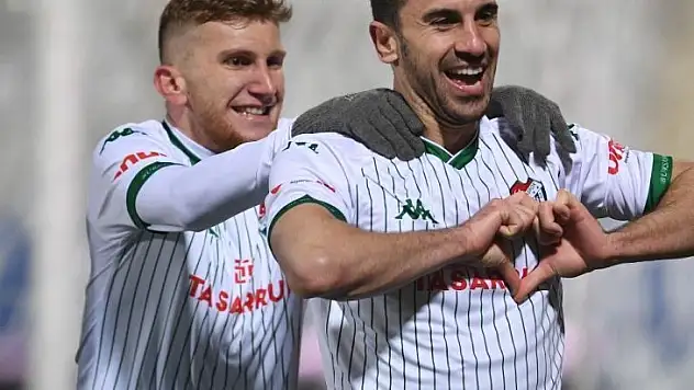 Bursaspor, 18'de 18 gidiyor - Türkiye'de ligde her maçta gol atan tek takım