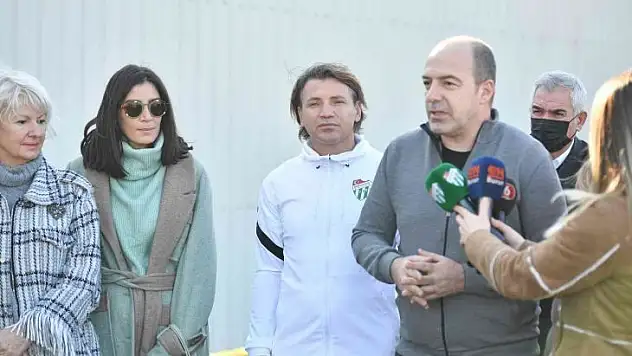 Bursaspor'un efsane futbolcularının isimleri sahalara verildi
