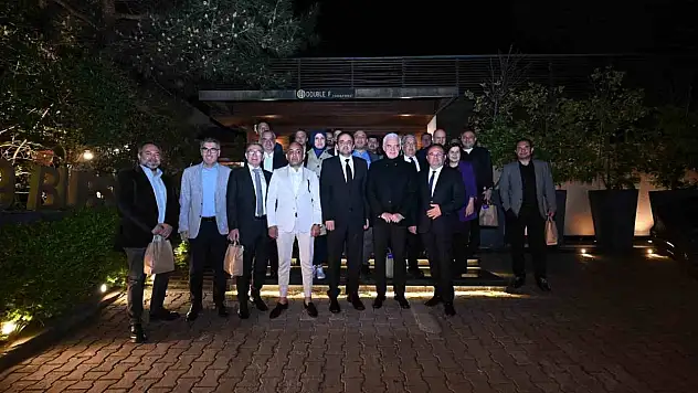 BUYSAD'da bayrak değişim