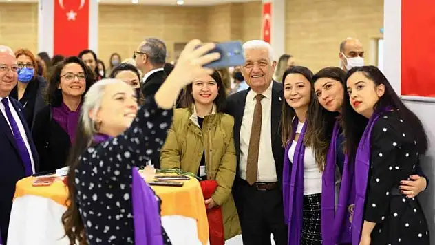 Büyükşehir'de 8 Mart Dünya Kadınlar Günü