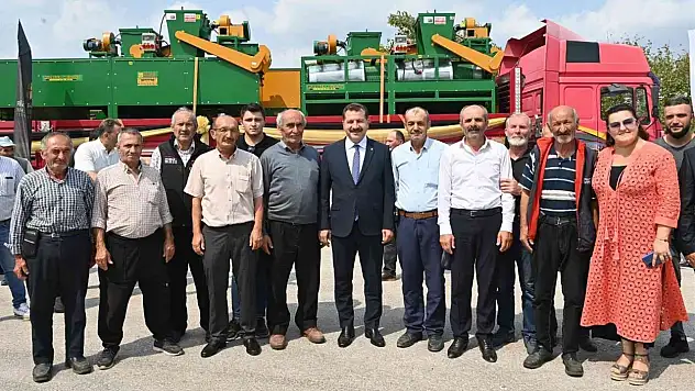 Büyükşehirden üreticilere tohum temizleme makinesi desteği