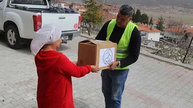 Çameli'nde 500 aileye Ramazan ayı desteği verildi