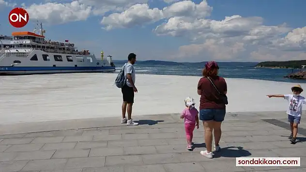 Çanakkale Boğazı'nda 4 günde 65 metreküp müsilaj toplandı