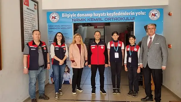 Çanakkale'de 'genç gıda denetçileri' kantinleri denetlemeye devam ediyor
