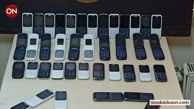 Çanakkale'de gümrük kaçağı cep telefonu operasyonu