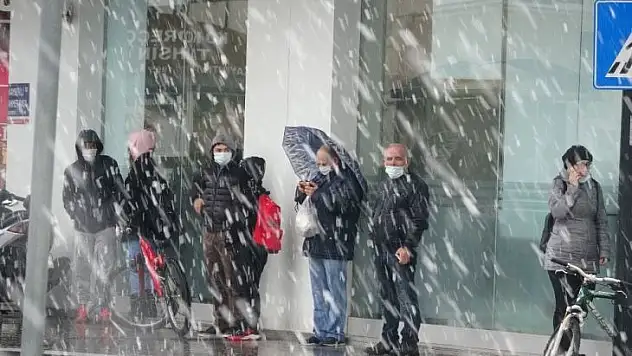 Çanakkale'de kar yağışı başladı