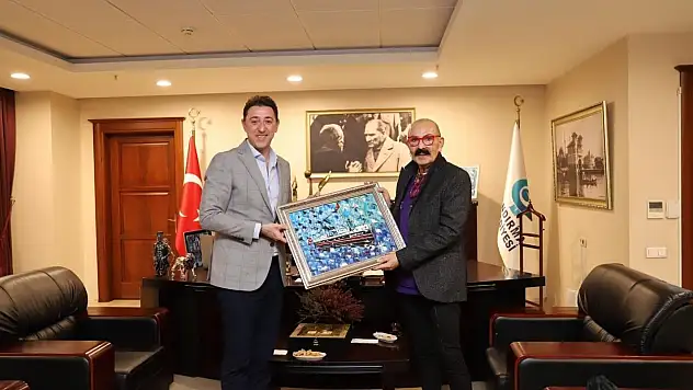 Cemil İpekçi yeni koleksiyonunun hazırlığını Bandırma'da gerçekleştiriyor