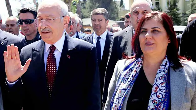 Çerçioğlu bayramı depremzedelerle geçirdi