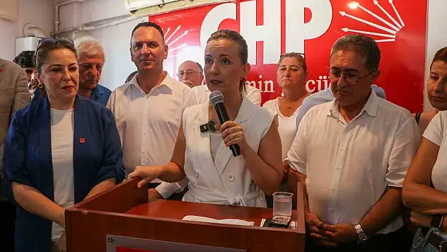 CHP Bandırma'da kongre öncesi iki adaylı yarış başladı